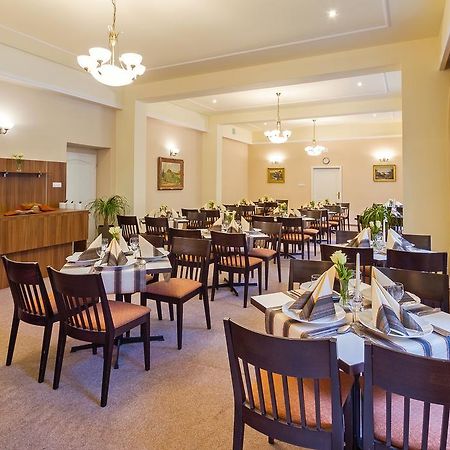 Dr. Adler Spa & Kurhotel Františkovy Lázně Exteriör bild