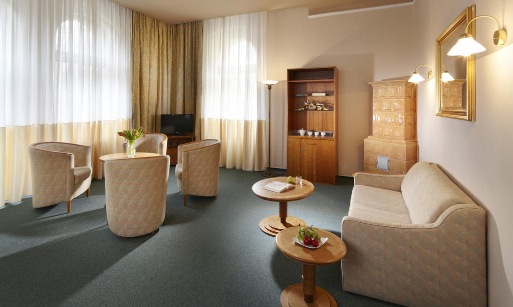 Dr. Adler Spa & Kurhotel Františkovy Lázně Exteriör bild